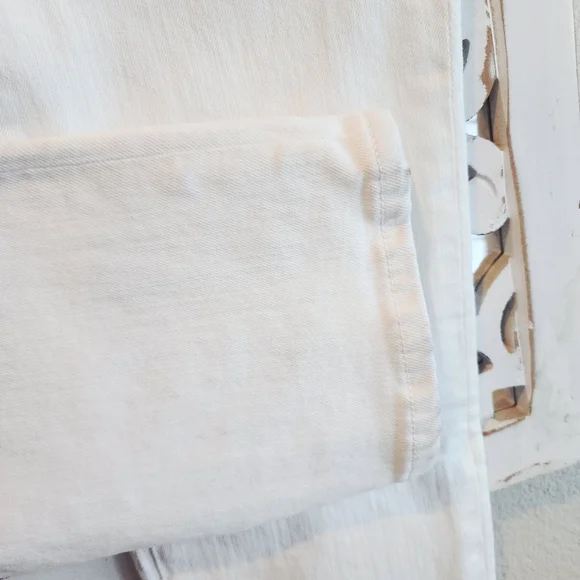 VERONICA BEARD LOGAN STRAIGHT LEG JEANS WHITE COLOR WONENS SIZE 28 - Picture 10 of 15